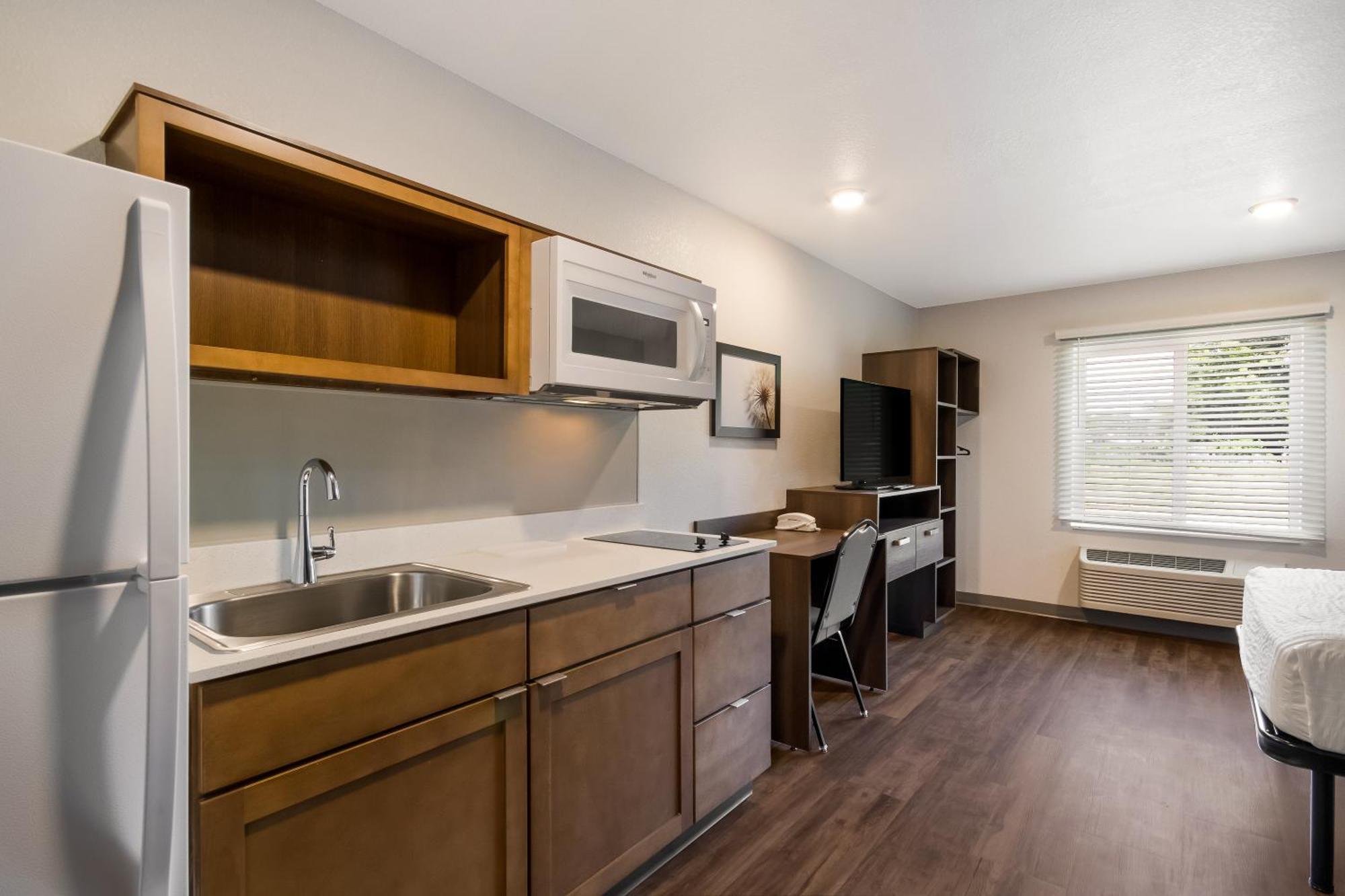 Woodspring Suites Panama City Beach Upper Grand Lagoon Экстерьер фото